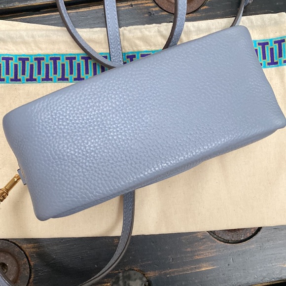 Tory Burch Bags Tory Burch Perry Bombe Double Zip Camera Crossbody